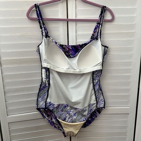 Croft & Barrow Swimsuit Size 16 One Piece Purple Splash NWOT - Picture 14 of 16